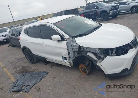 2018 Nissan Rogue Sport S z USA, uszkodzony, nr VIN JN1BJ1CP2JW157387